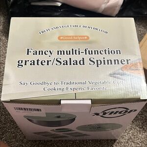NEW Fancy Multi-Function Grater/Salad Spinner